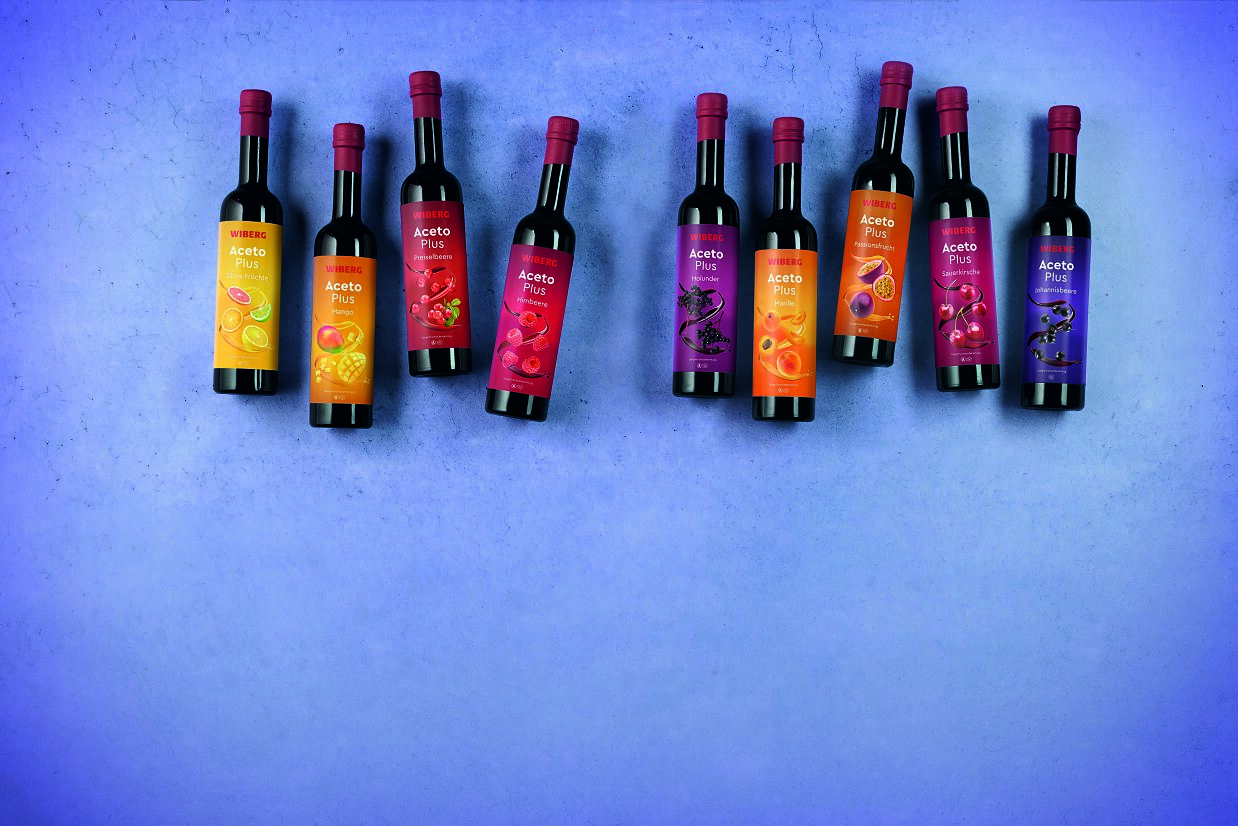 AcetoPlus Sammelbild Flaschen