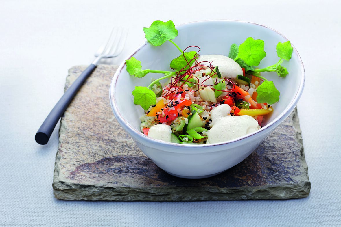 Tabouleh-Salat mit Zitrus-Schaum